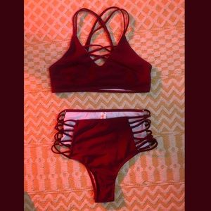 𝒞𝓊𝓅𝓈𝒽𝑒 Bikini Set